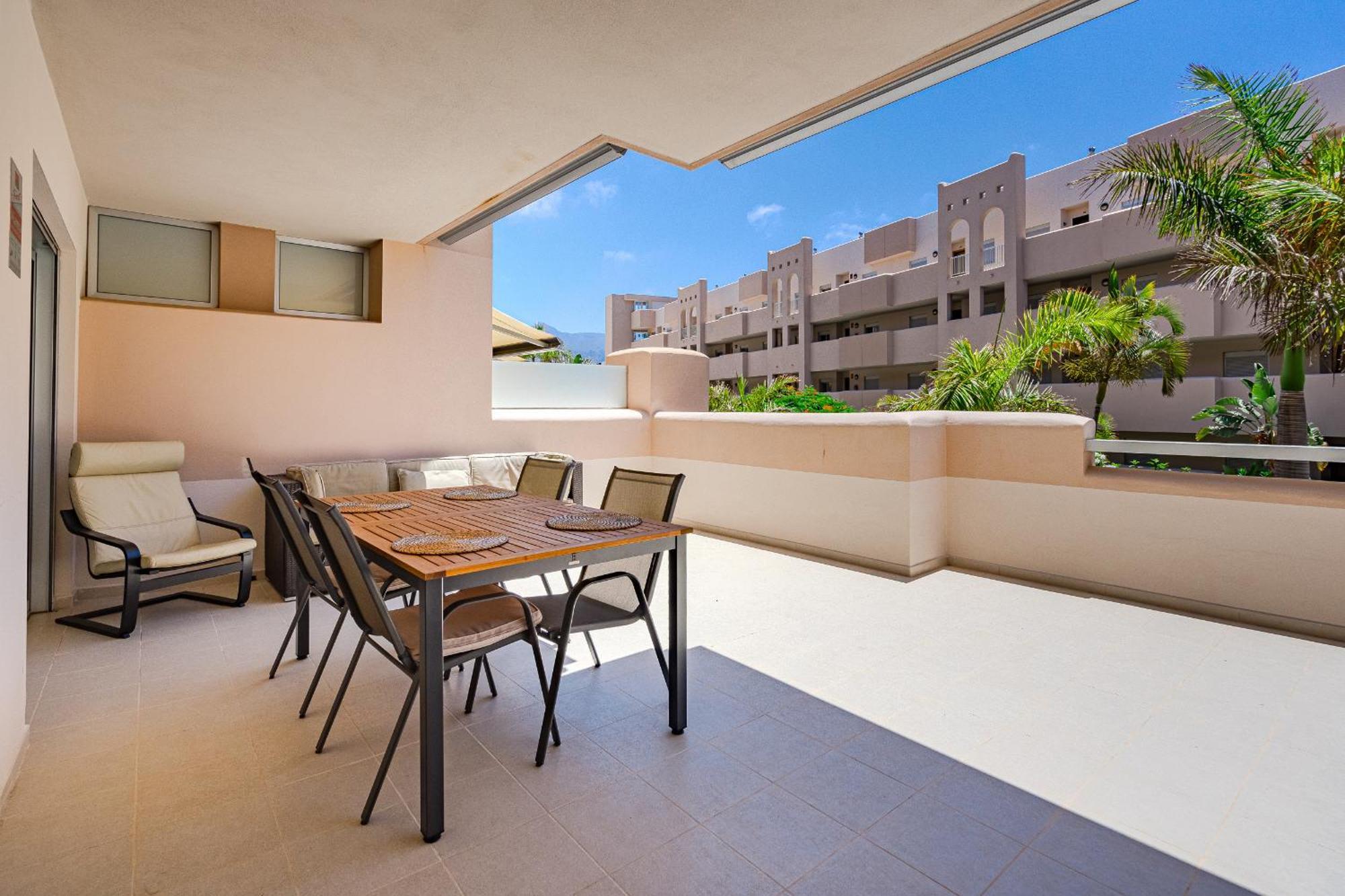 Cozy Apartment In Playa Paraiso Costa Adeje  Exteriér fotografie