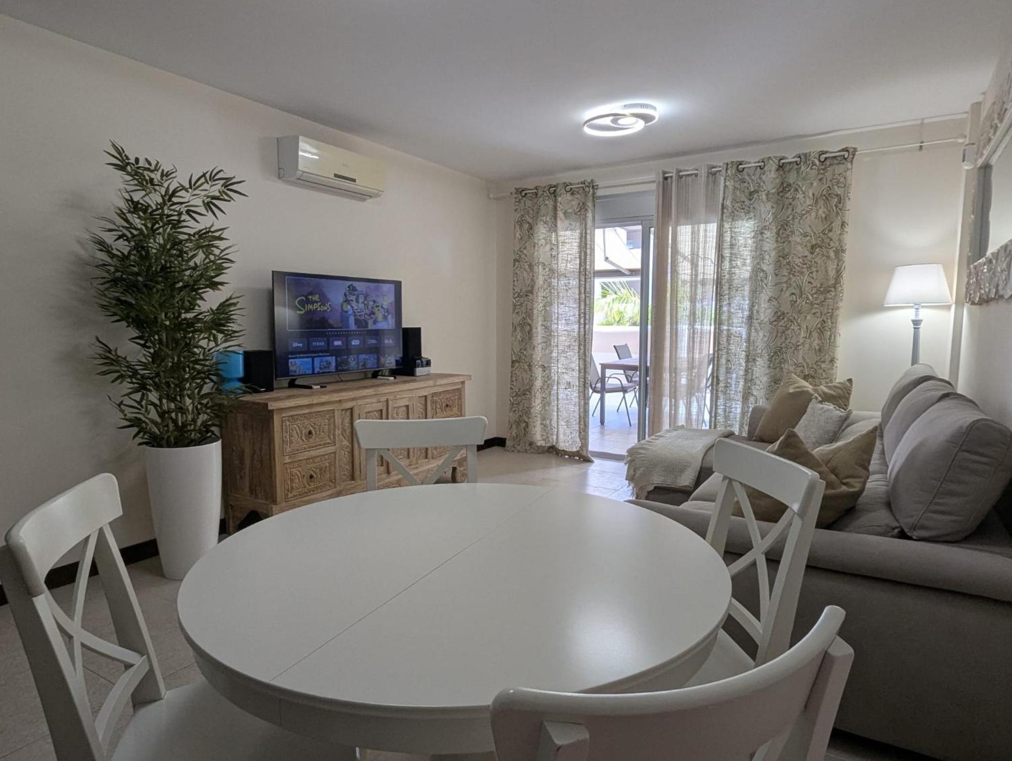 Cozy Apartment In Playa Paraiso Costa Adeje  Exteriér fotografie